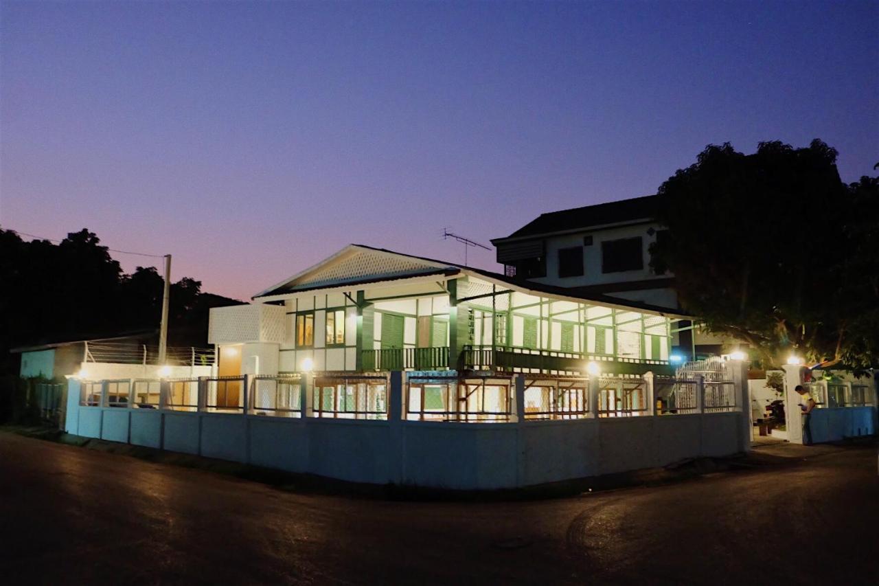 Barn Laos Hostel Wientian Zewnętrze zdjęcie